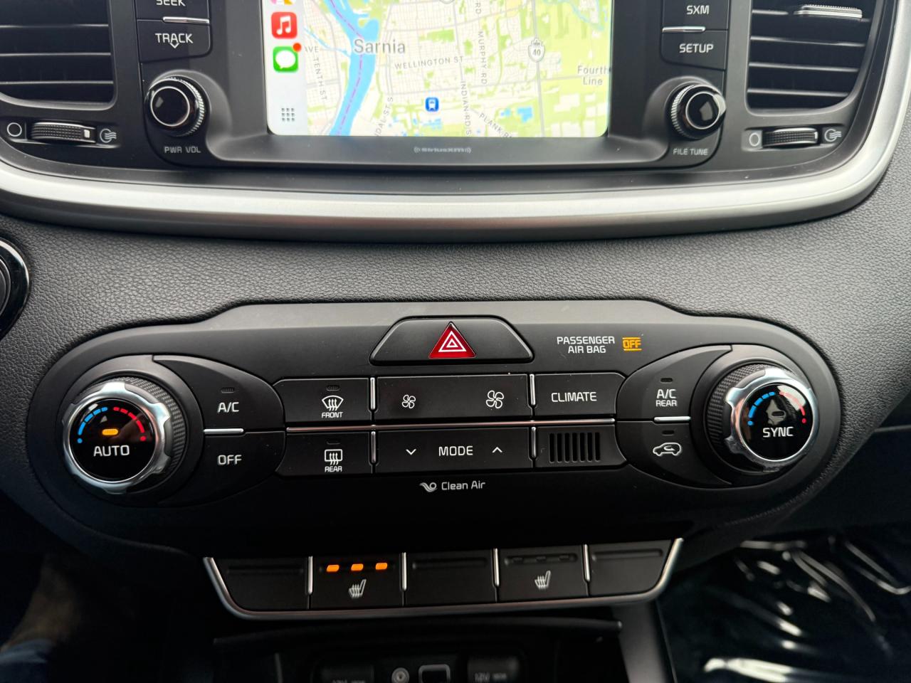 2017 Kia Sorento 3.3L LX V6 7-Seater Photo