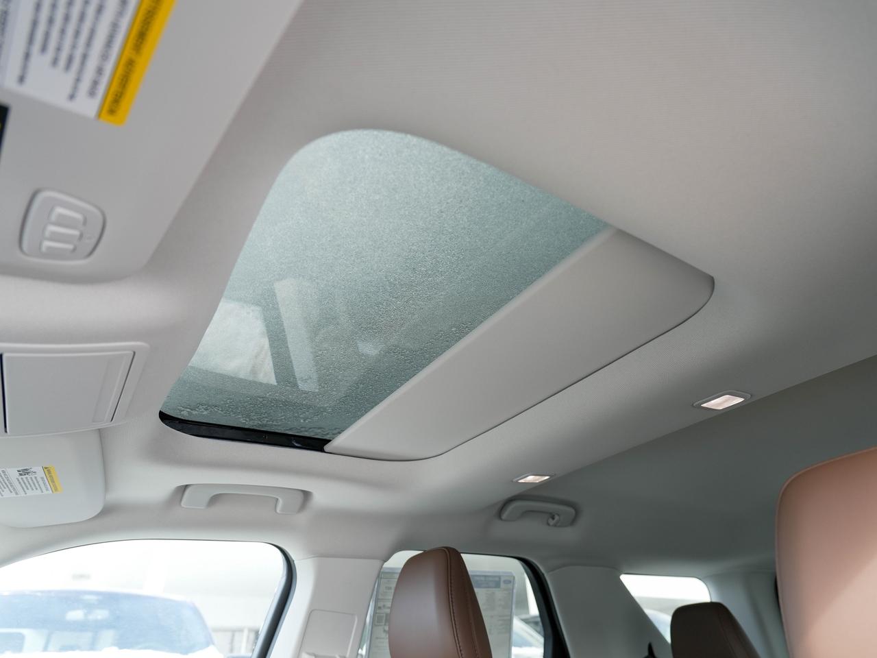 2025 Ford Bronco Sport OUTER BANKS | MOONROOF | TECH PKG | LEATHER Photo