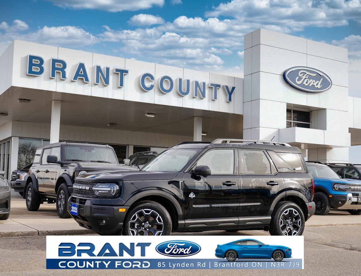 2025 Ford Bronco Sport Outer Banks Photo0