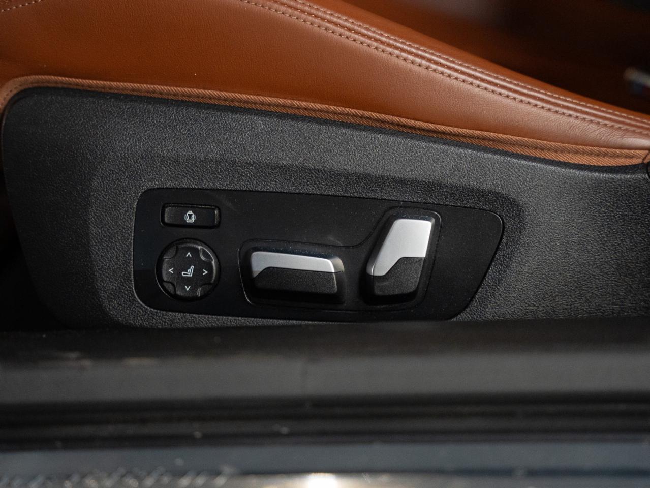 2022 BMW M4 COMPETITION | XDRIVE | PREMIUM PKG | CARBON FIBRE Photo