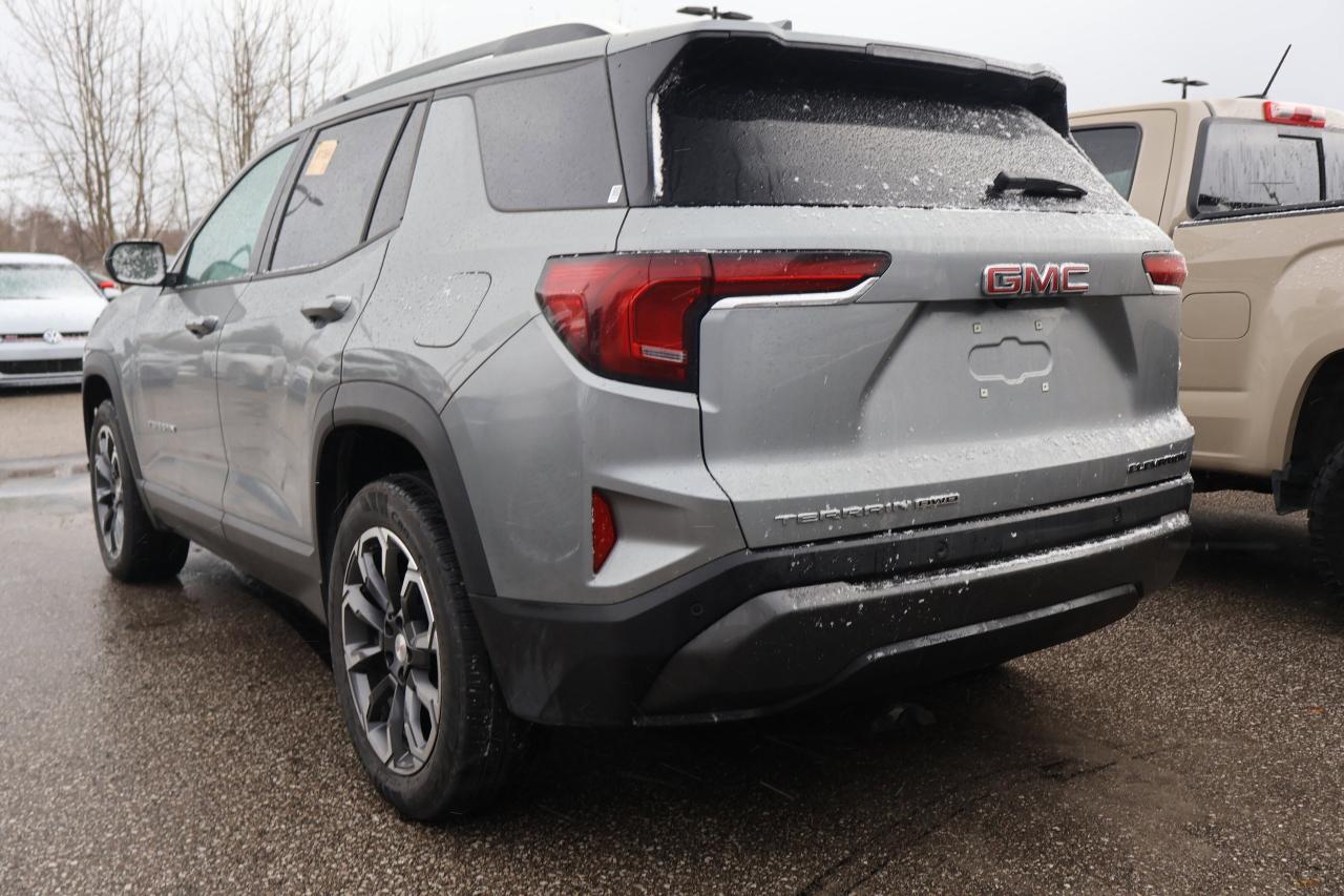 2025 GMC Terrain AWD Elevation | Nav System | Photo