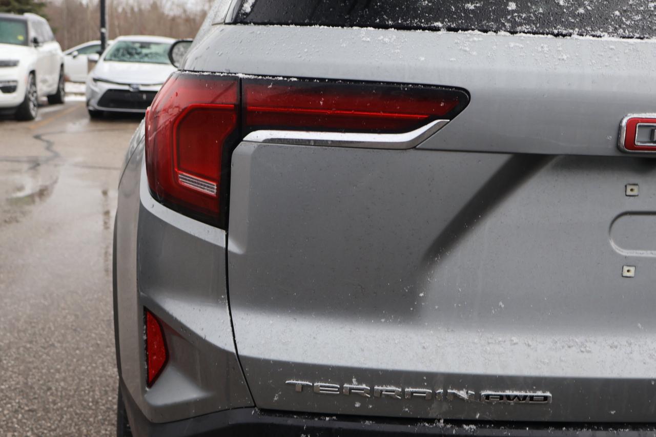 2025 GMC Terrain AWD Elevation | Nav System | Photo