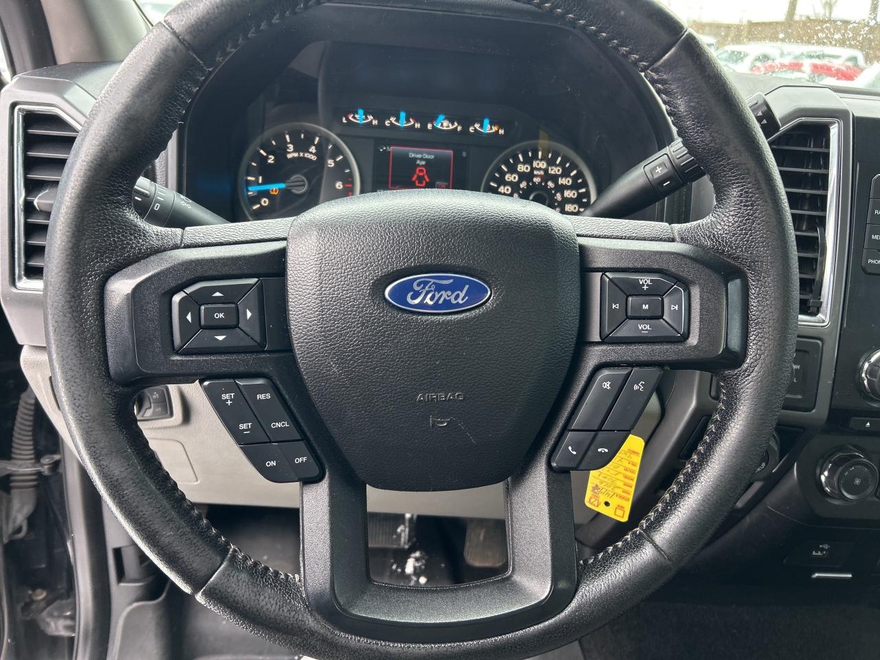 2016 Ford F-150 XLT, REG CAB 4X4, 8 FT BOX, BACK UP CAMERA! - Photo #13