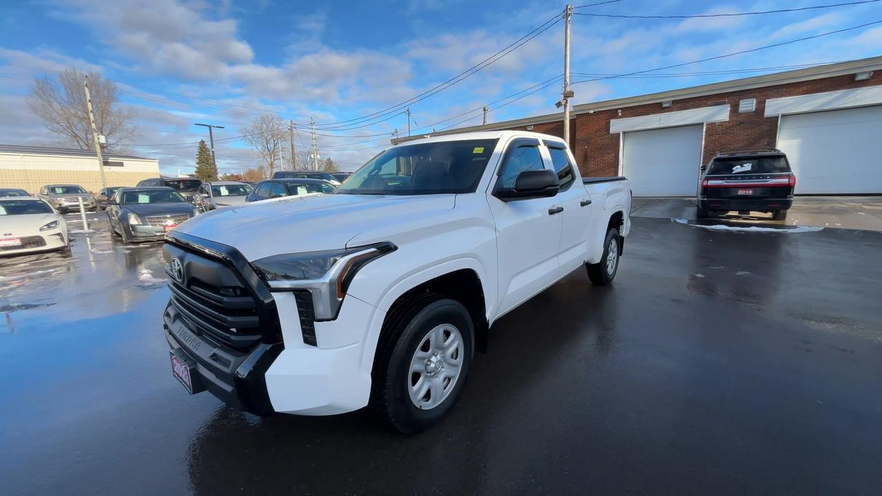 2023 Toyota Tundra 4X4 |ONLY 27,000KMS! |CARPLAY |TONNEAU | REAR CAM Photo