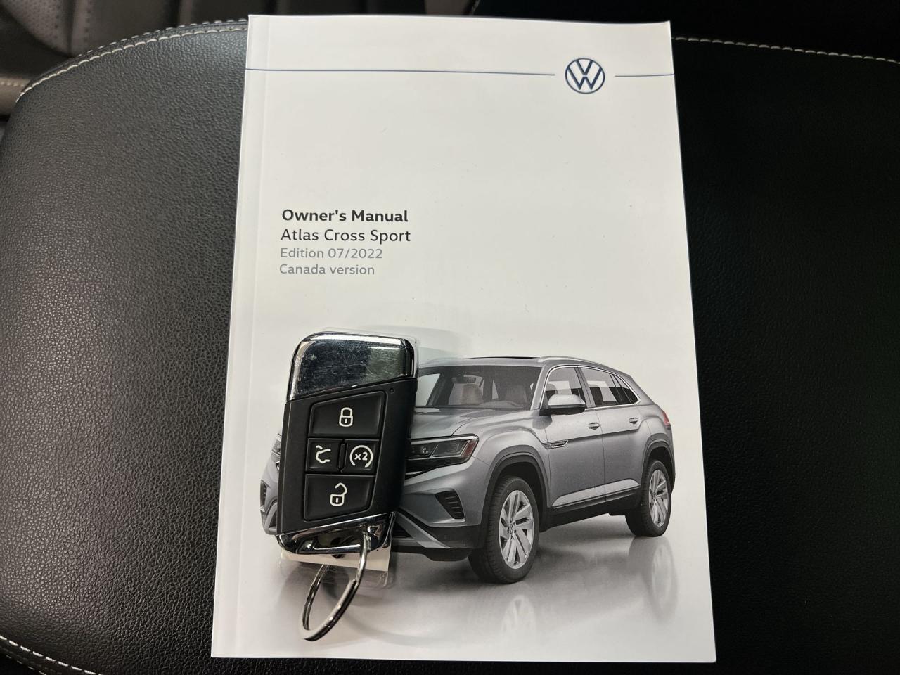 2023 Volkswagen Atlas Cross Sport EXECLINE R-LINE AWD | COOLED LEATHER | PANO ROOF Photo