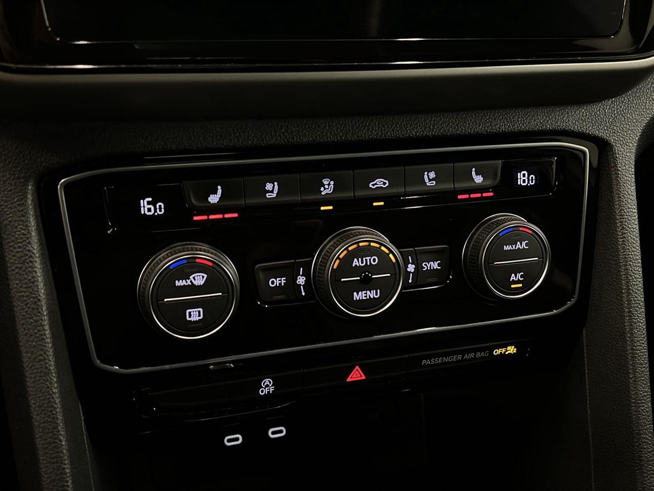 2023 Volkswagen Atlas Cross Sport EXECLINE R-LINE AWD | COOLED LEATHER | PANO ROOF Photo