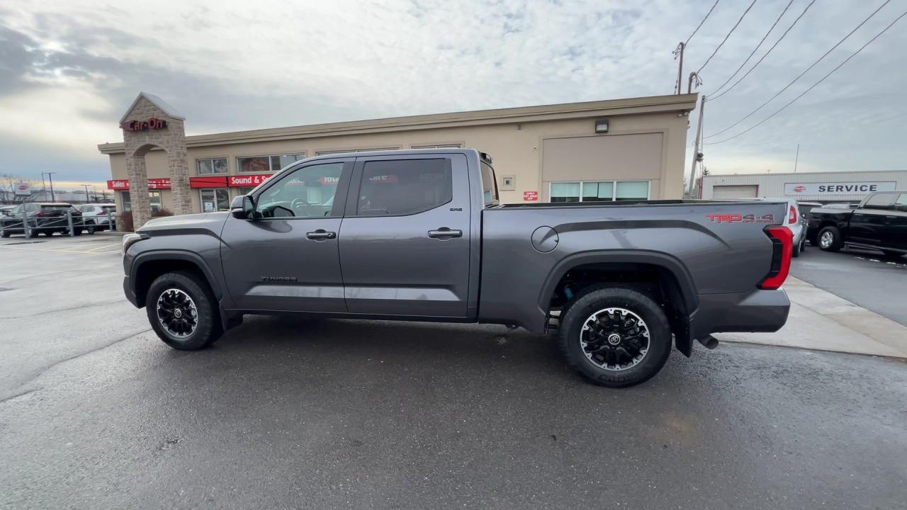 2024 Toyota Tundra TRD OFF-ROAD 4X4 | CREWMAX | HTD SEATS | TOW PKG Photo4