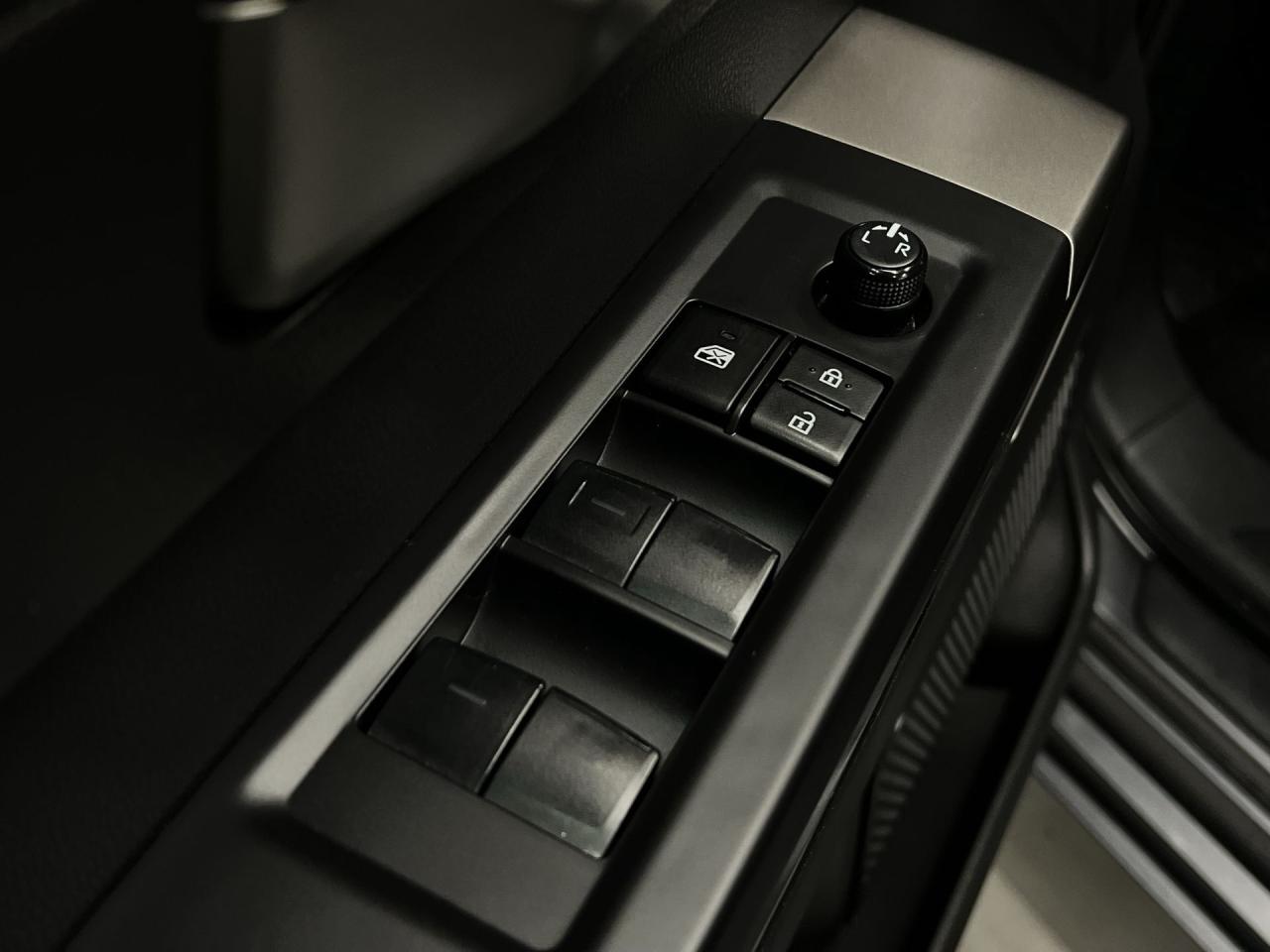 2024 Toyota Tundra TRD OFF-ROAD 4X4 | CREWMAX | HTD SEATS | TOW PKG Photo