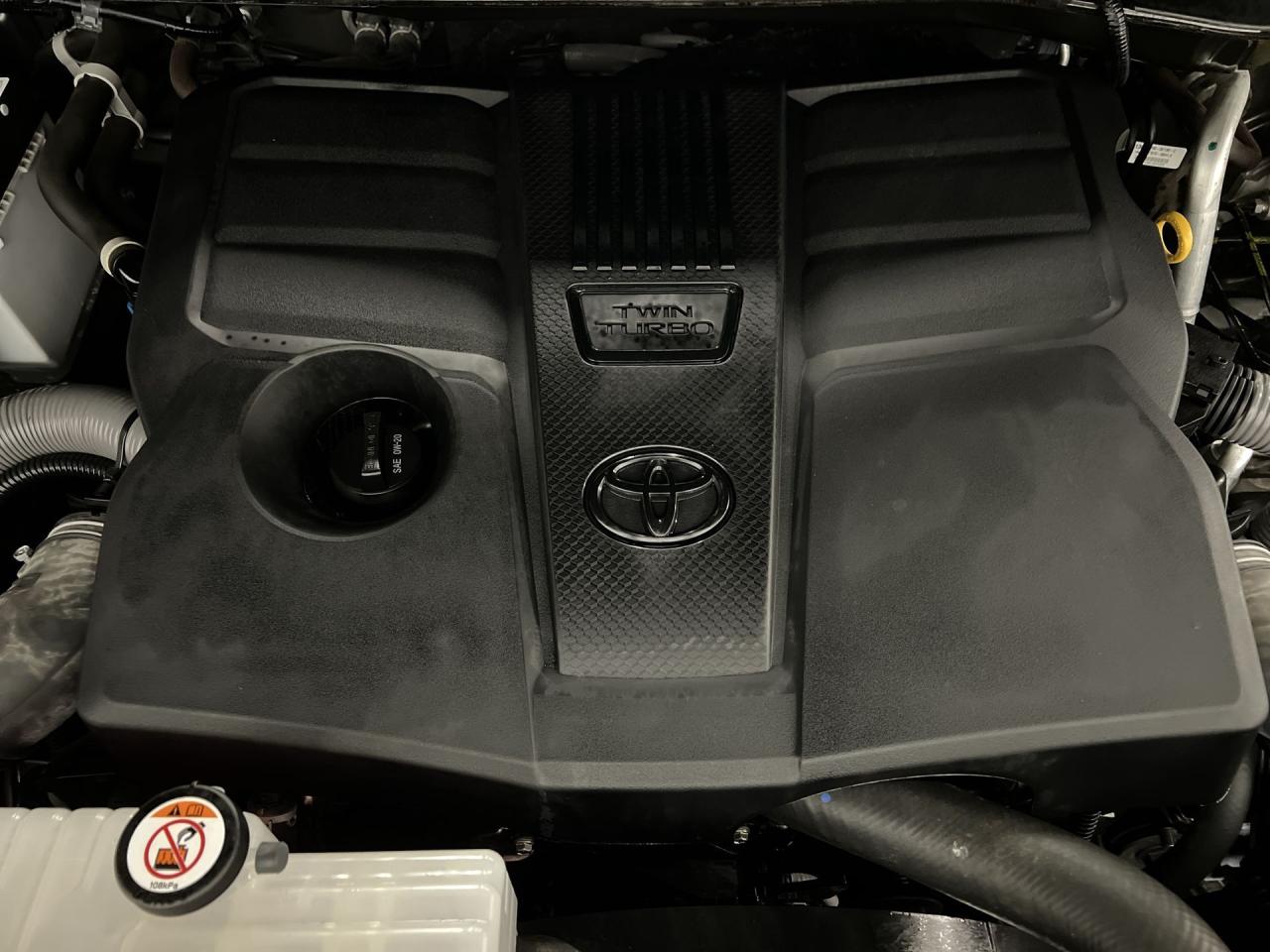 2024 Toyota Tundra TRD OFF-ROAD 4X4 | CREWMAX | HTD SEATS | TOW PKG Photo