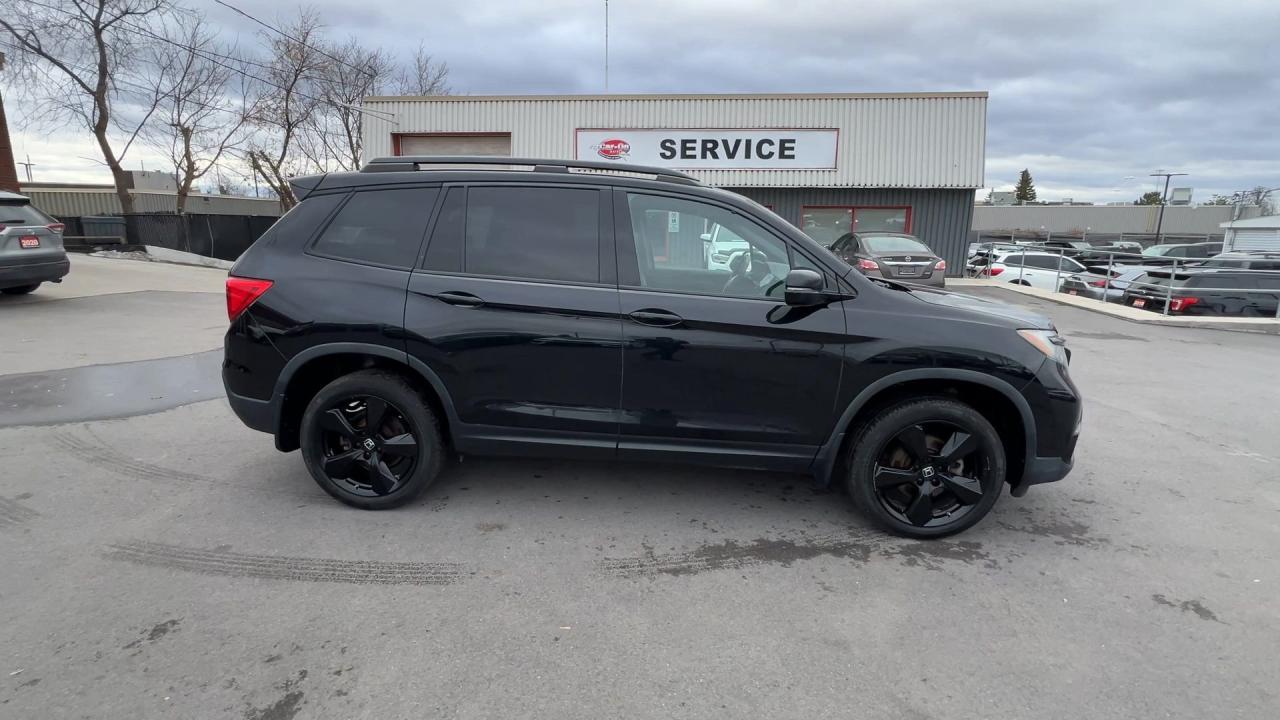 2021 Honda Passport TOURING AWD | COOLED LEATHER | SUNROOF | CARPLAY Photo