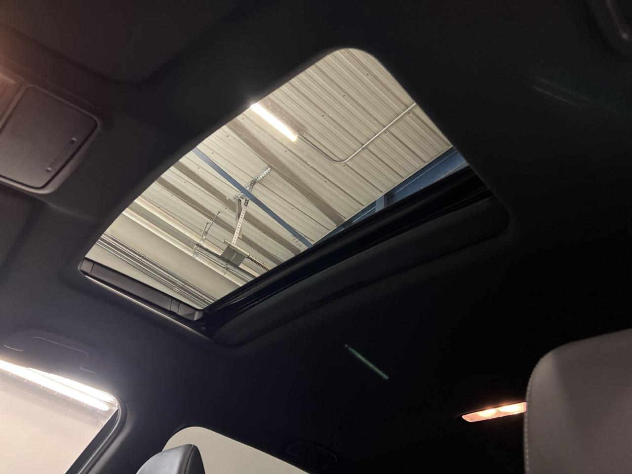 2021 Honda Passport TOURING AWD | COOLED LEATHER | SUNROOF | CARPLAY Photo