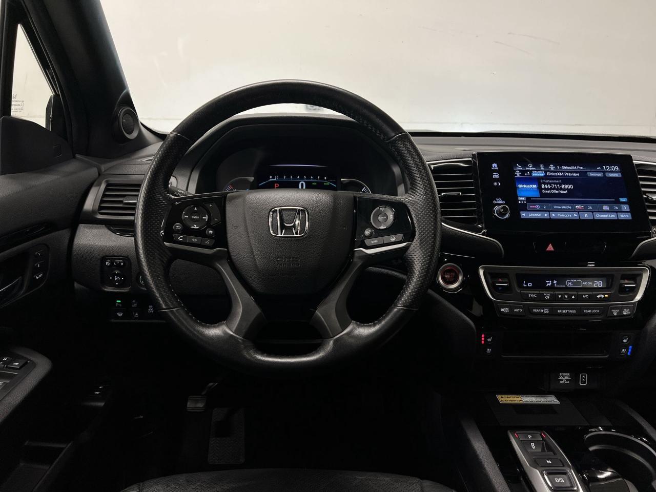 2021 Honda Passport TOURING AWD | COOLED LEATHER | SUNROOF | CARPLAY Photo