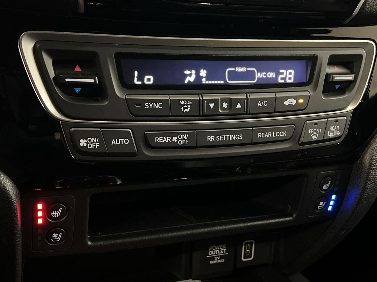 2021 Honda Passport TOURING AWD | COOLED LEATHER | SUNROOF | CARPLAY Photo