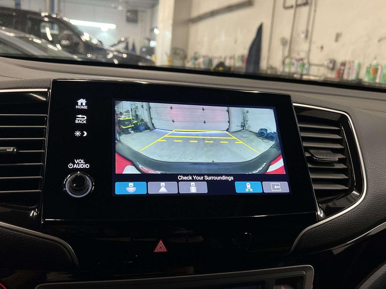 2021 Honda Passport TOURING AWD | COOLED LEATHER | SUNROOF | CARPLAY Photo