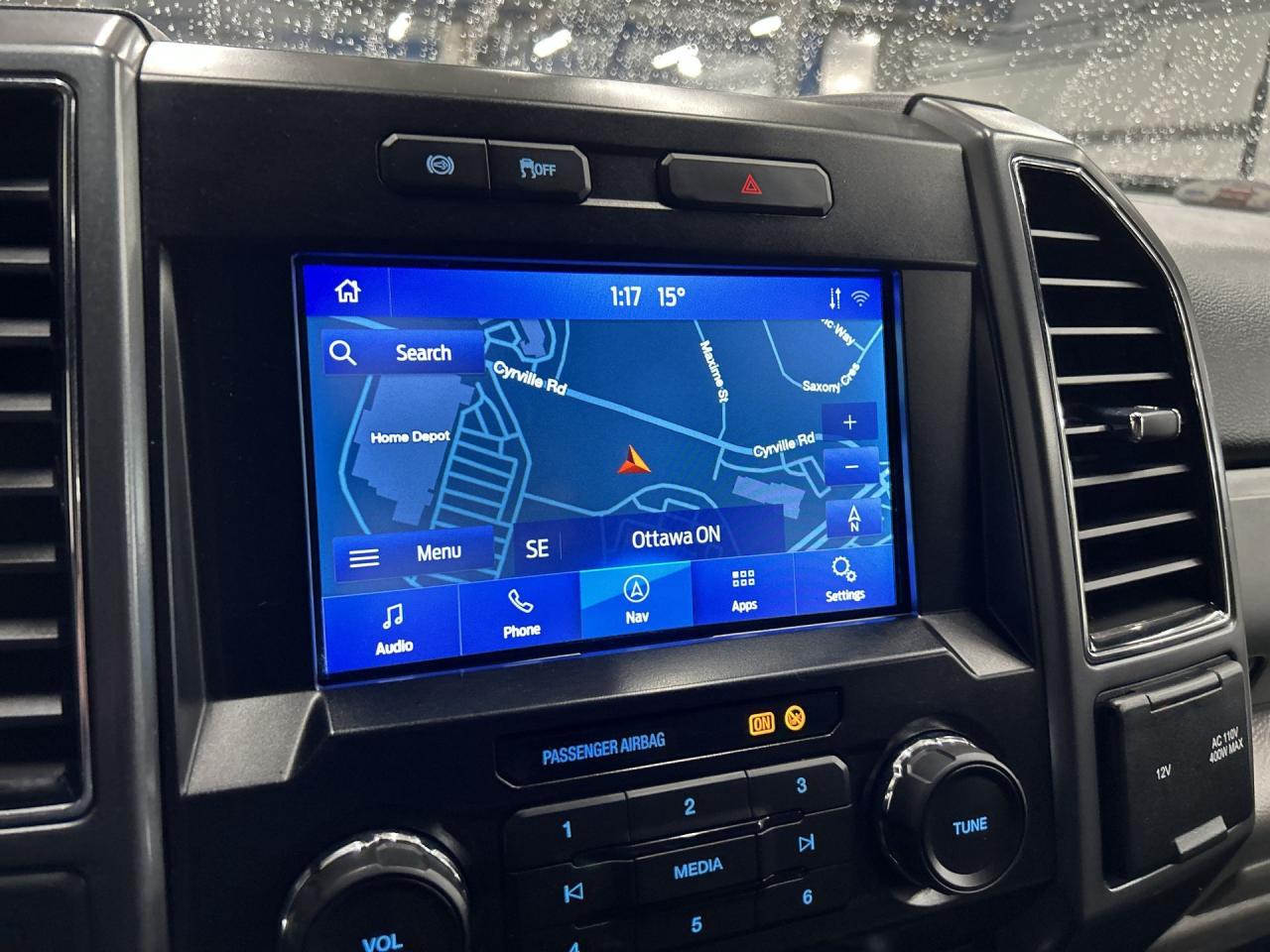 2022 Ford F-250 XLT 4X4 |6.7L POWERSTROKE | CREW | BOX CAP Photo