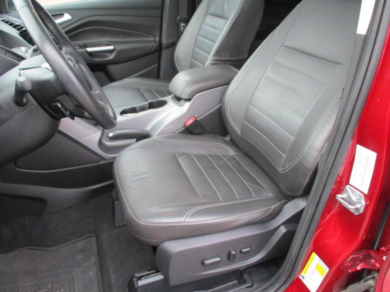 2015 Ford Escape SE 4WD Photo11