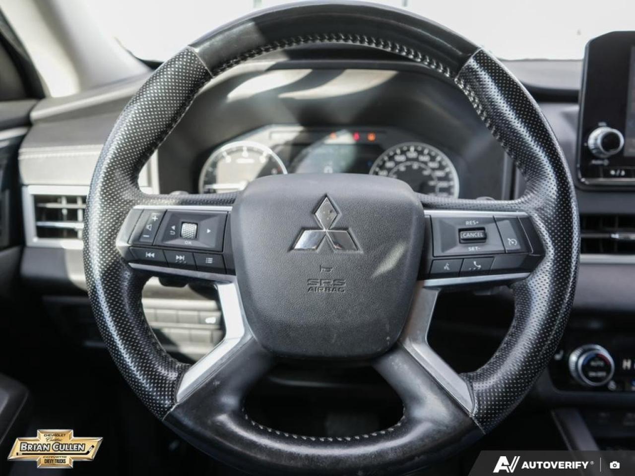 2022 Mitsubishi Outlander SE SE S-AWC Photo