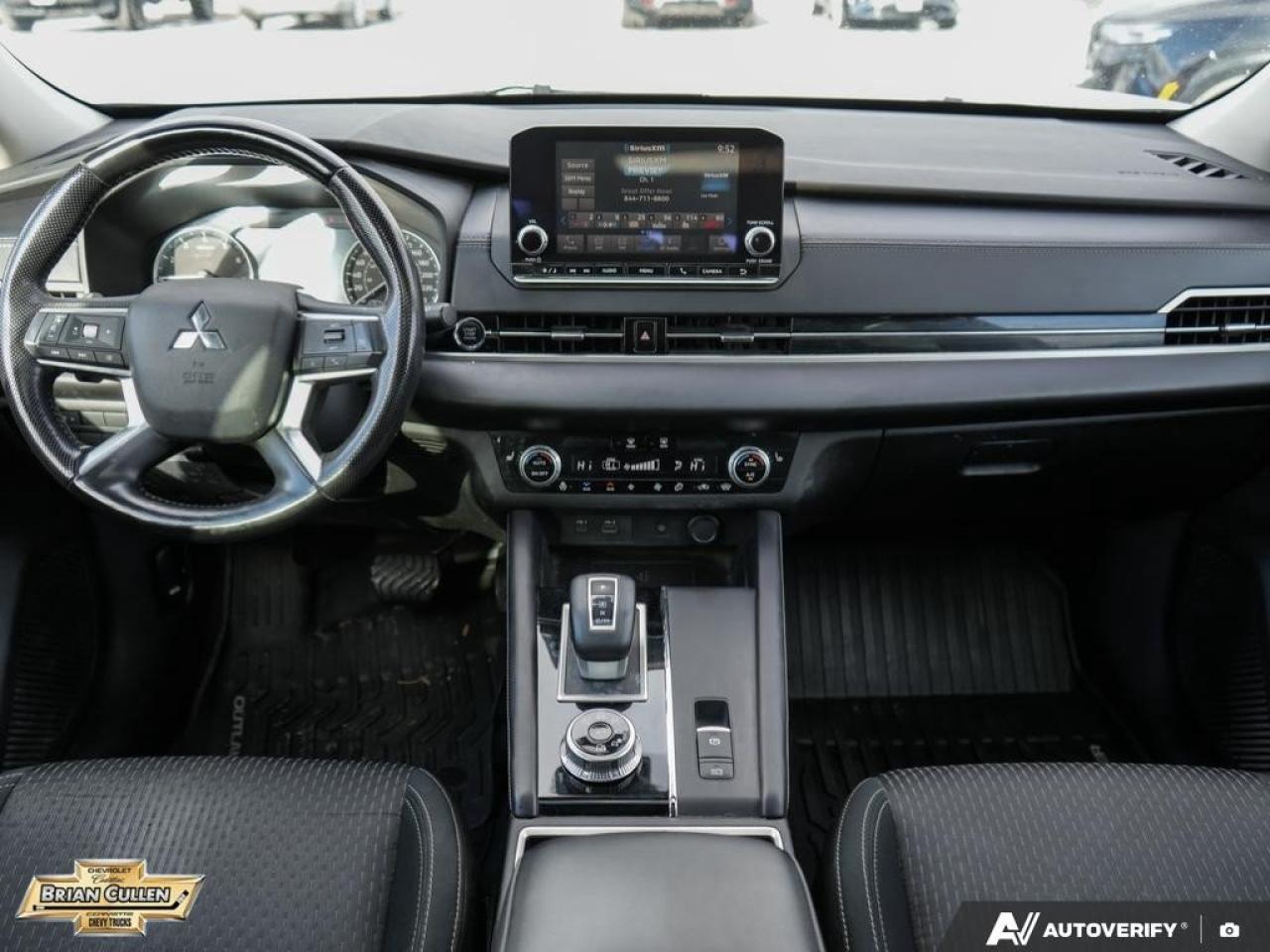 2022 Mitsubishi Outlander SE SE S-AWC Photo