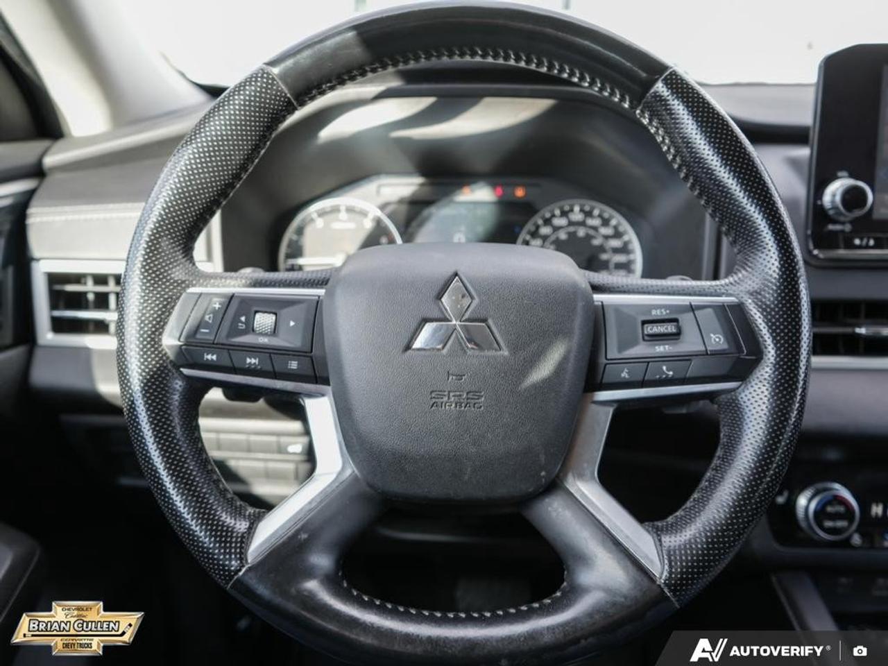 2022 Mitsubishi Outlander SE SE S-AWC Photo
