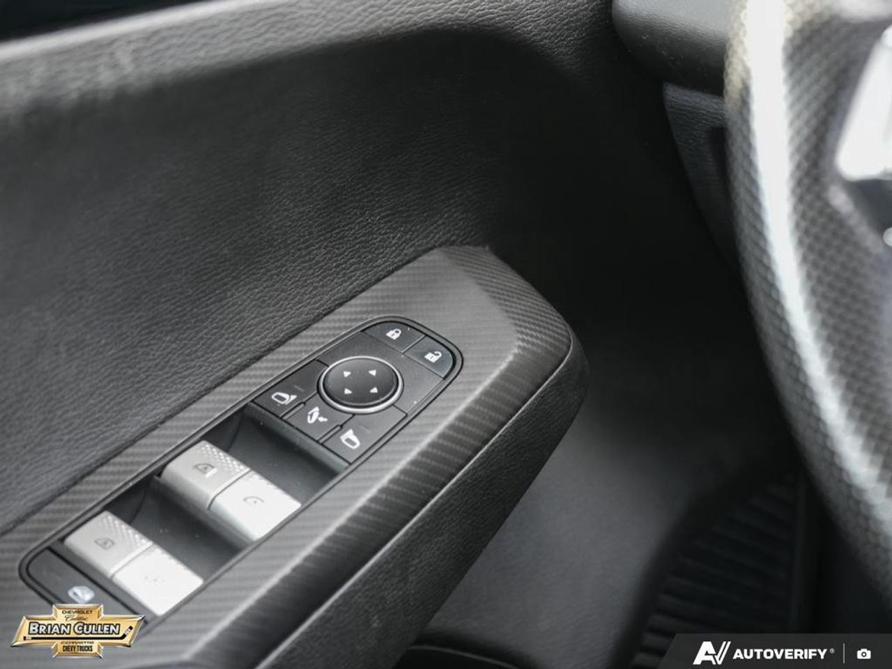 2022 Mitsubishi Outlander SE SE S-AWC Photo