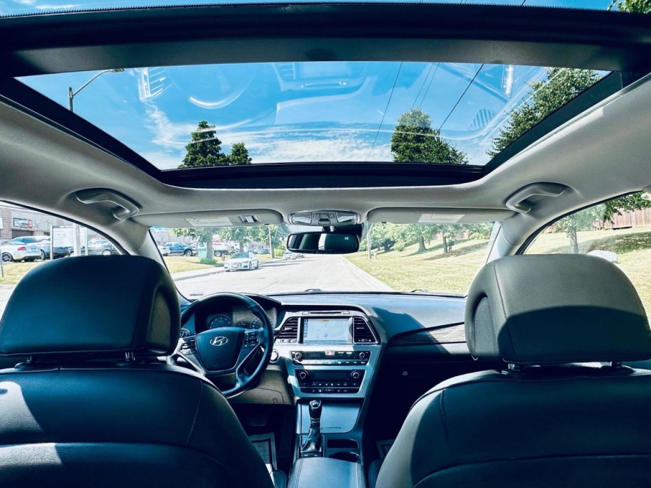 2015 Hyundai Sonata SE Photo