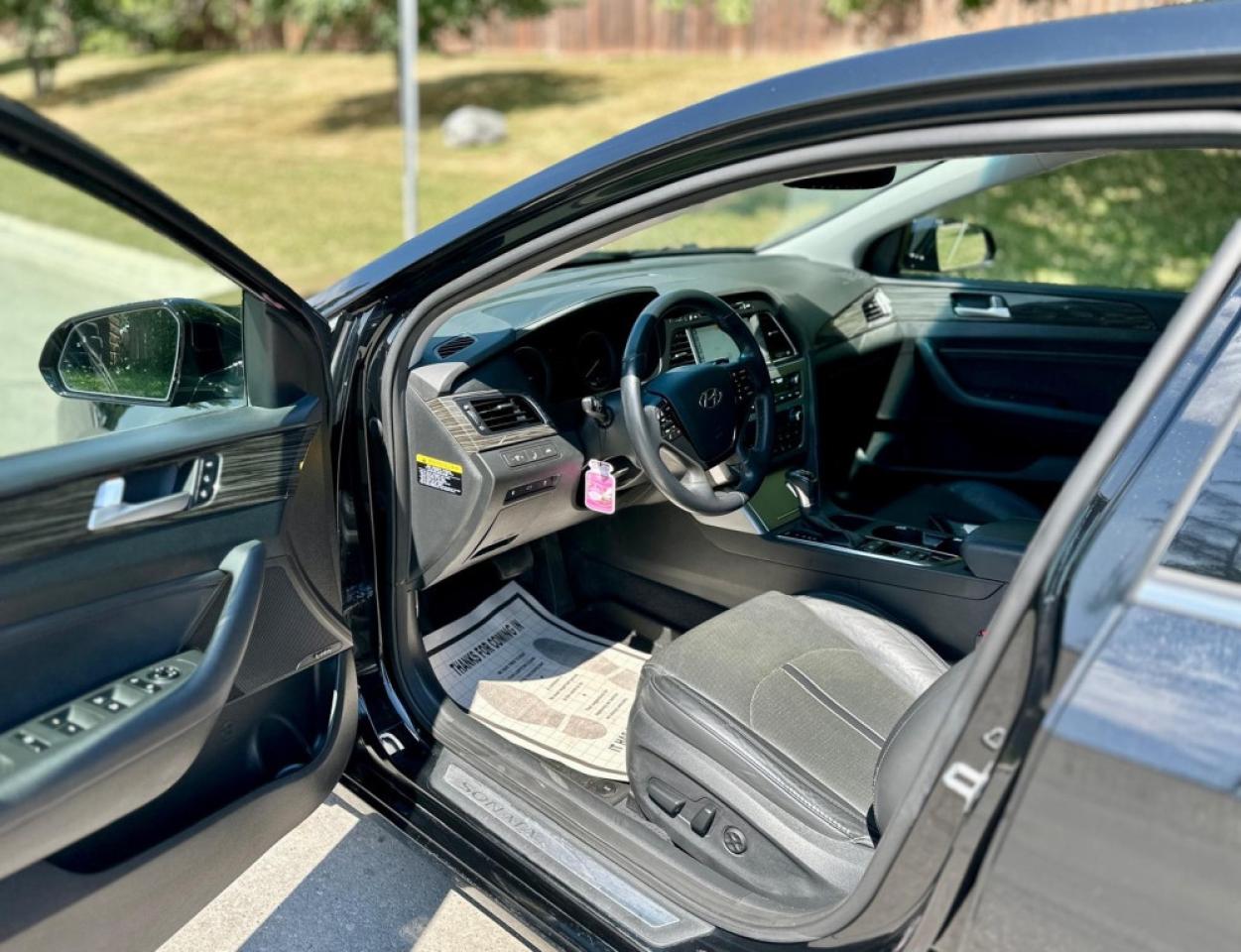 2015 Hyundai Sonata LIMITED Photo