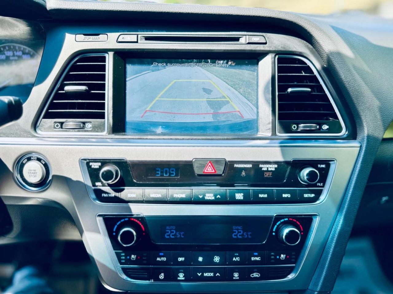 2015 Hyundai Sonata LIMITED Photo