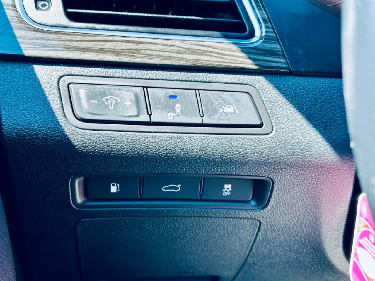 2015 Hyundai Sonata LIMITED Photo