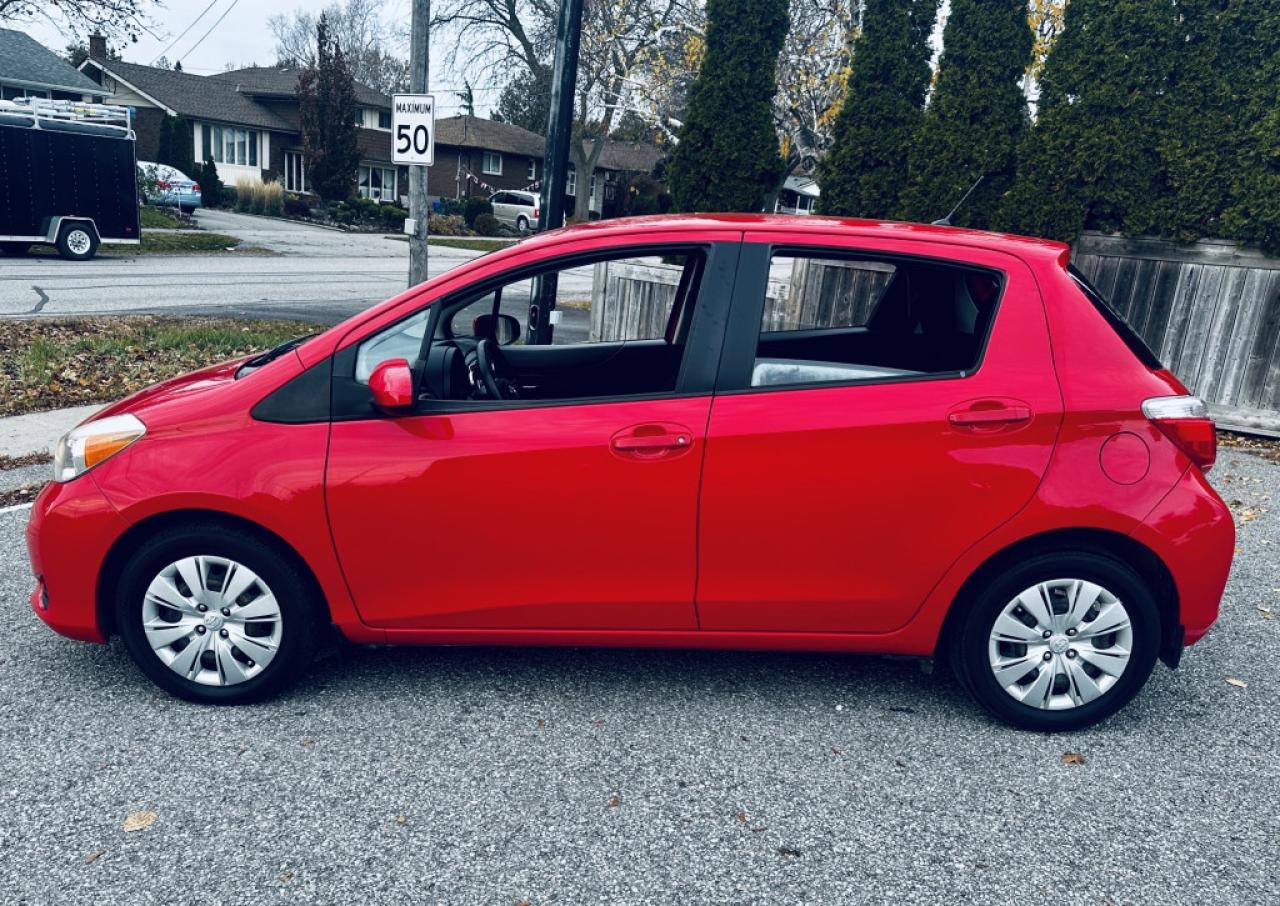 2014 Toyota Yaris LE Photo