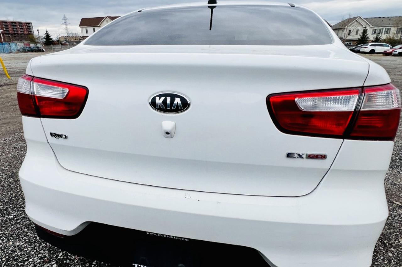 2017 Kia Rio EX Photo3