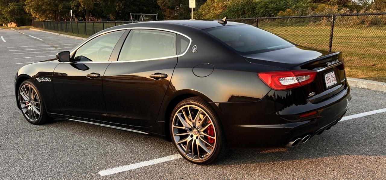 2017 Maserati Quattroporte S Q4 GranSport Photo3