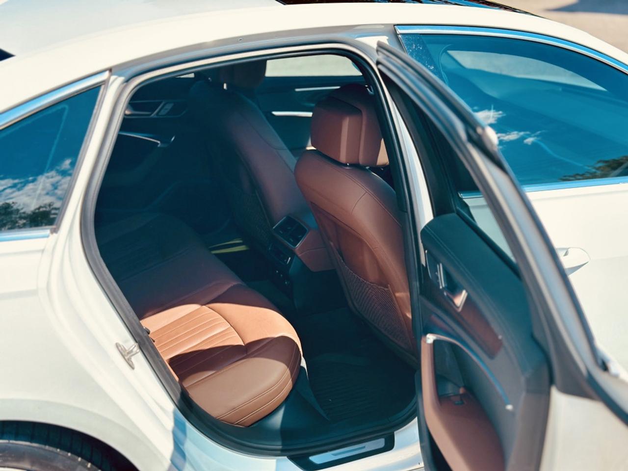 2020 Audi A6 quattro Premium Plus 55 TFSI AWD Photo