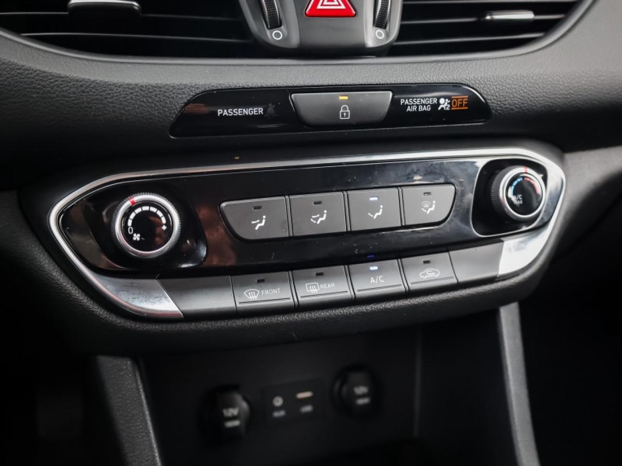 2019 Hyundai Elantra GT Preferred AT  - Android Auto - $140 B/W Photo