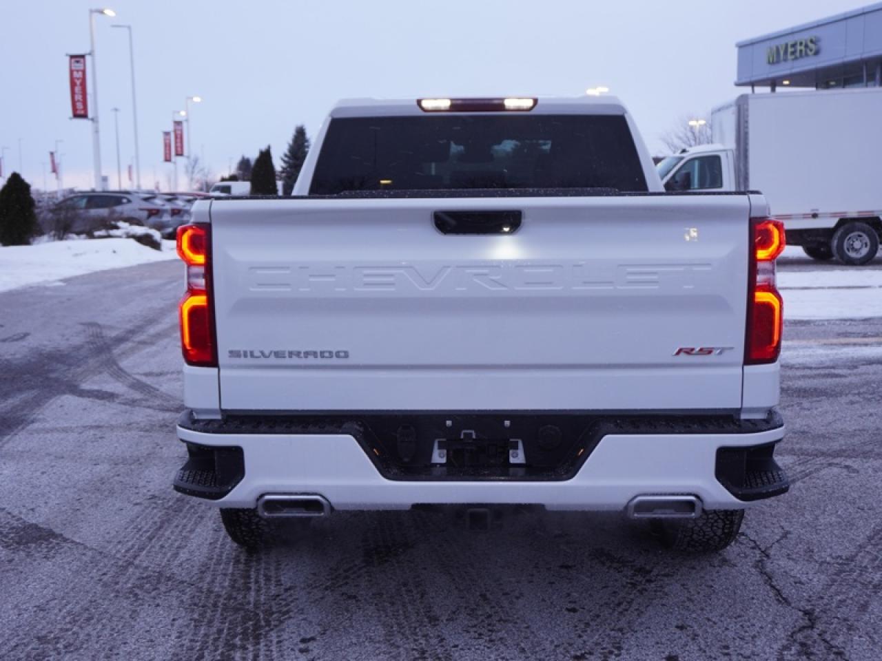 2026 Chevrolet Silverado 1500 RST Photo4