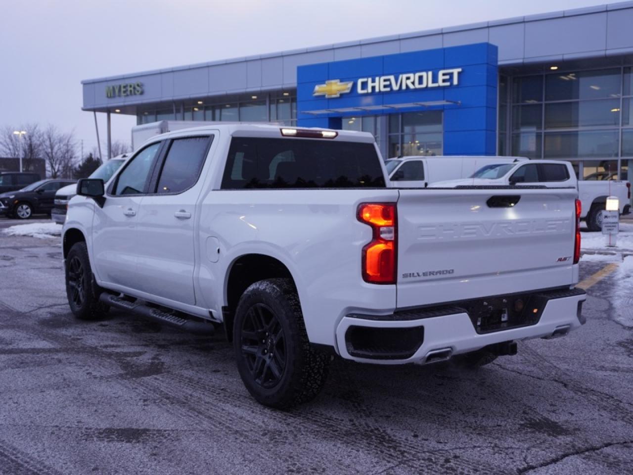 2026 Chevrolet Silverado 1500 RST Photo2