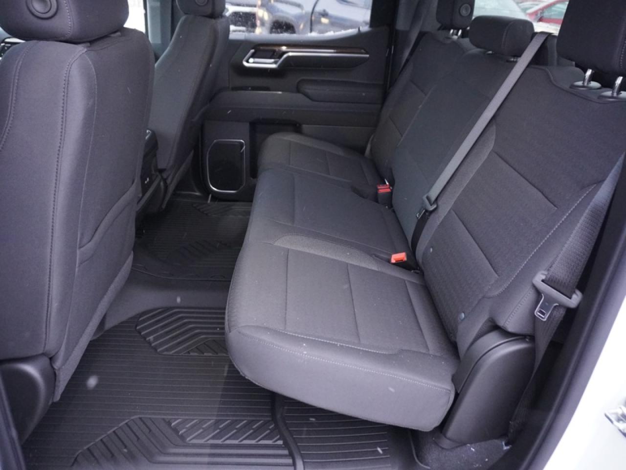 2026 Chevrolet Silverado 1500 RST Photo