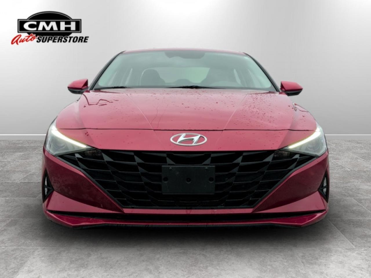 2022 Hyundai Elantra Preferred w/Sun + Tech Pkg  **1 OWNER** Photo