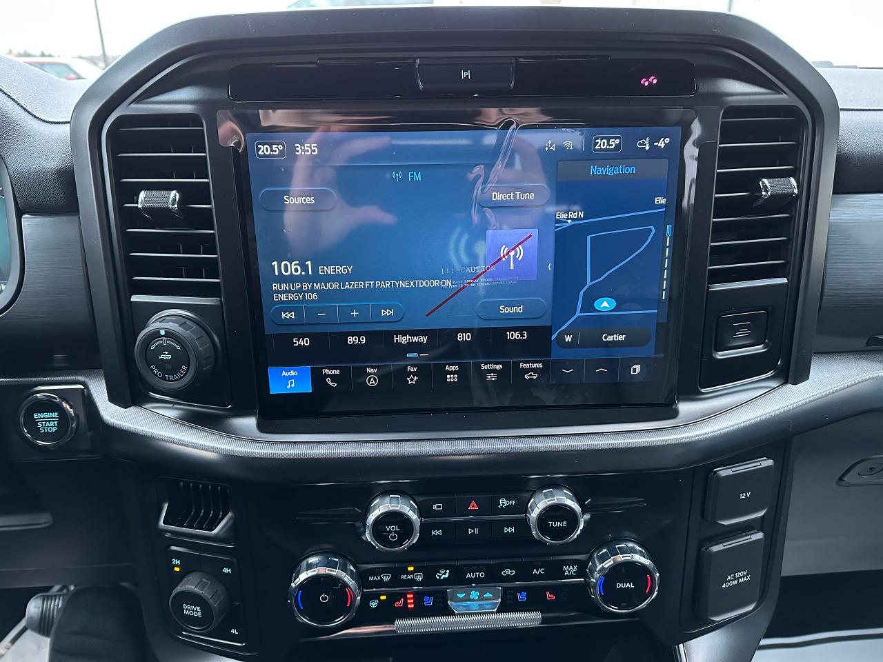 2025 Ford F-150 Lariat 4WD SuperCrew 5.5' Box Photo5