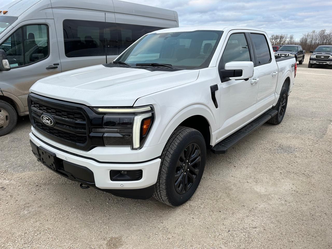 2025 Ford F-150 Lariat 4WD SuperCrew 5.5' Box Photo0