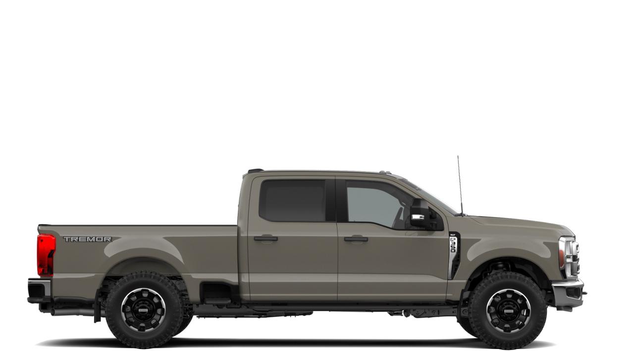 2026 Ford SUPERDUTY F-350® XLT Photo4