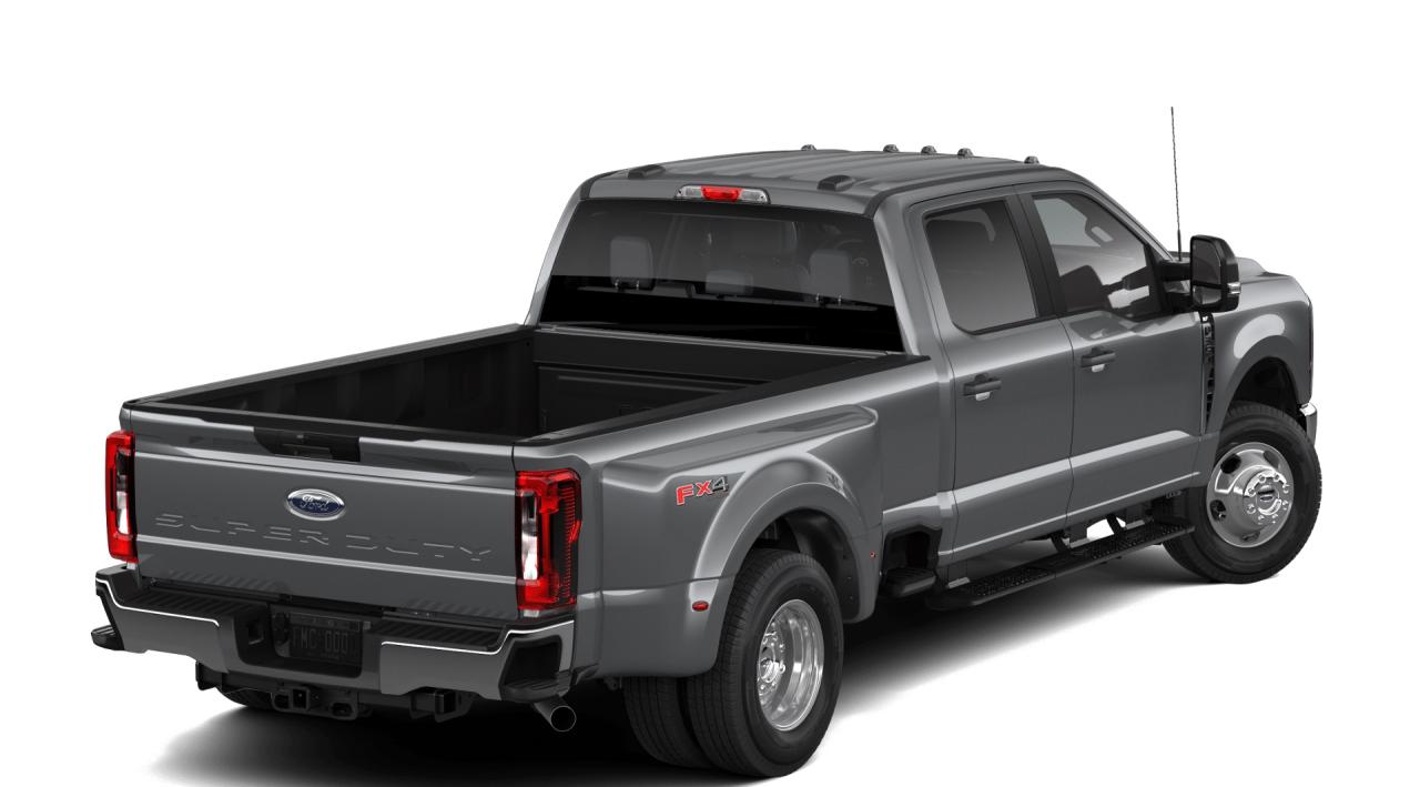 2026 Ford F-350 Super Duty DRW XLT Photo2