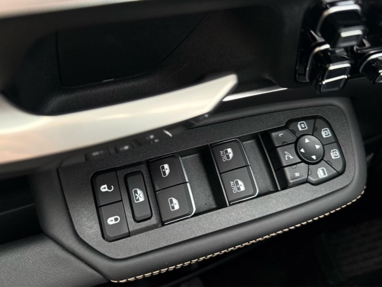 2026 RAM 1500 Tungsten Photo