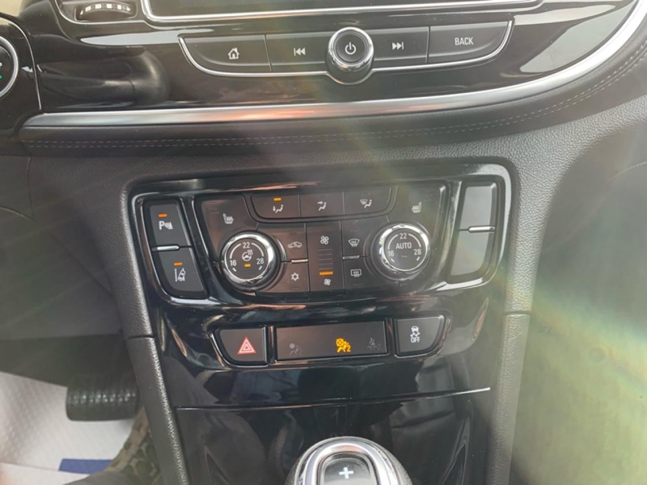 2017 Buick Encore Premium Photo