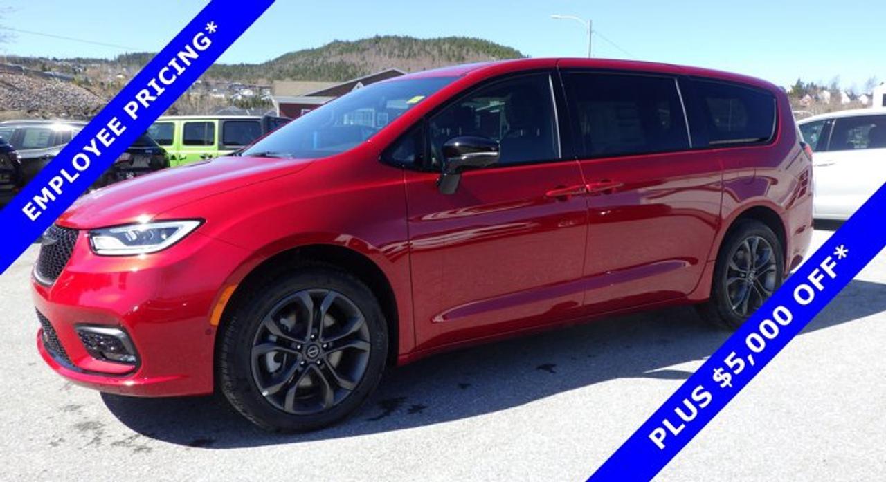 Minivans 4WD, Select AWD, 9-Speed Automatic w/OD, Regular Unleaded V-6 3.6 L/220