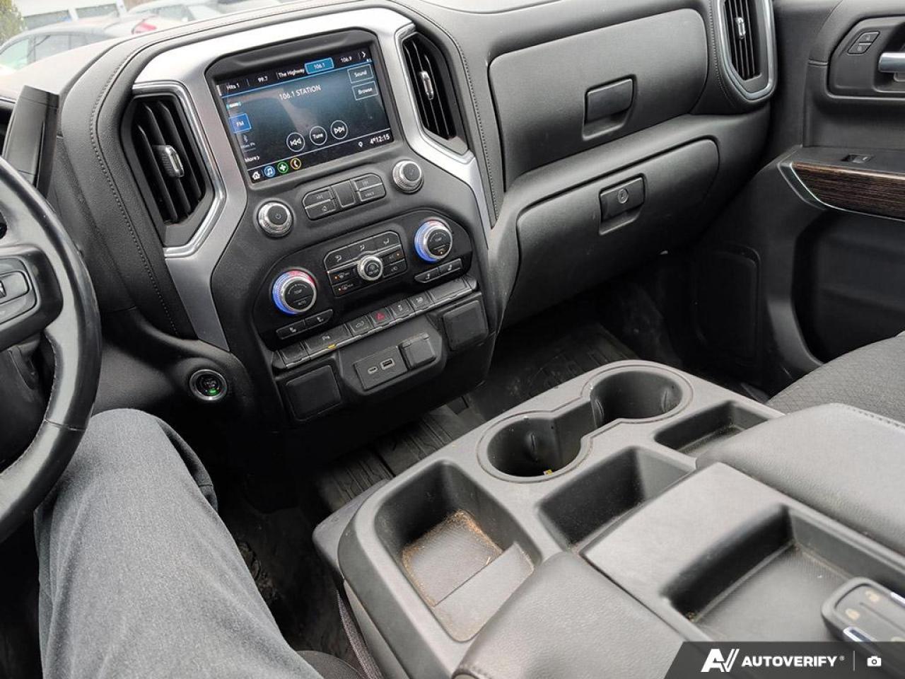 2022 GMC Sierra 1500 Limited SLE  - Apple CarPlay Photo