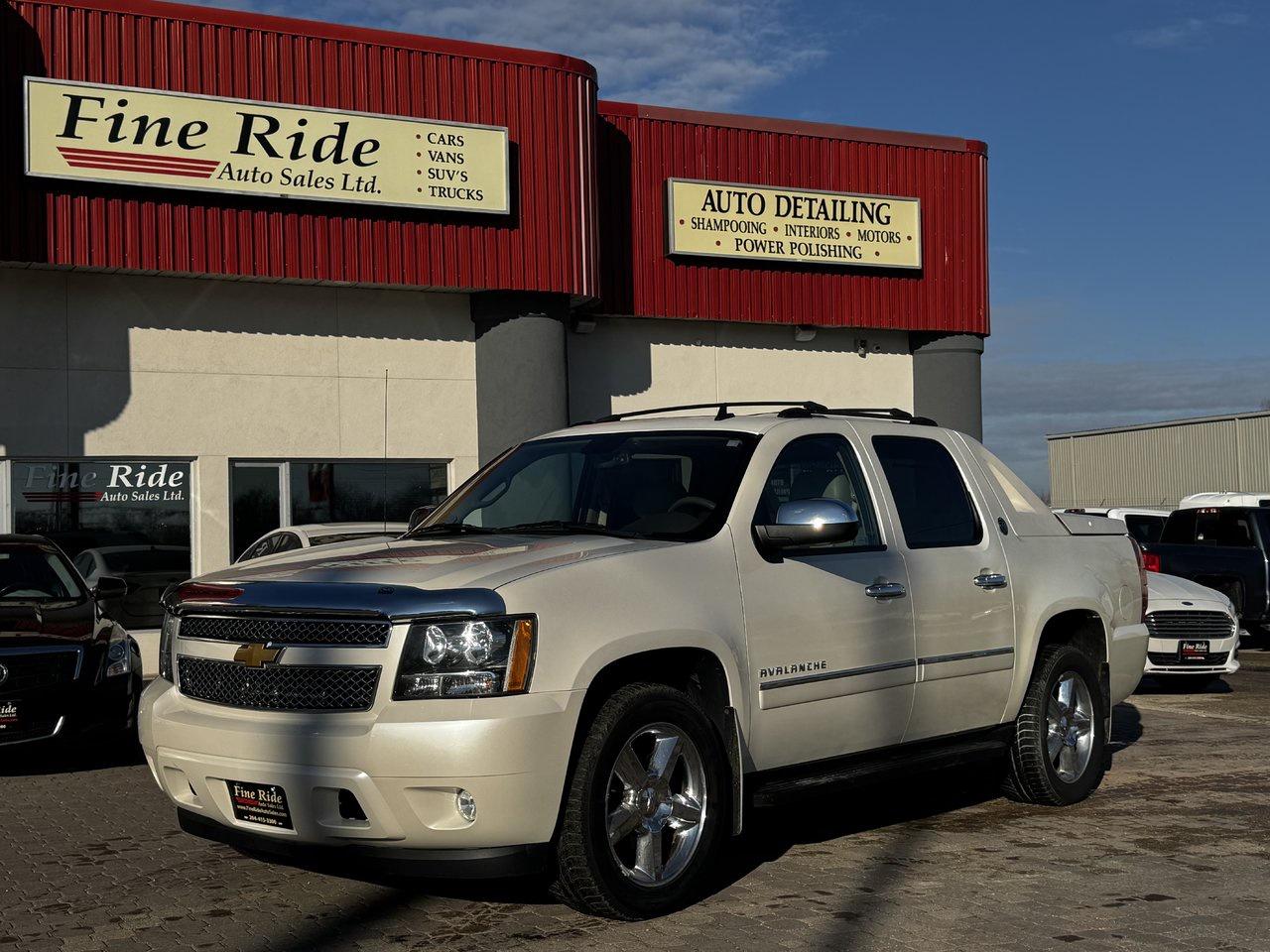 Used 2013 Chevrolet Avalanche LTZ for sale in West Saint Paul, MB