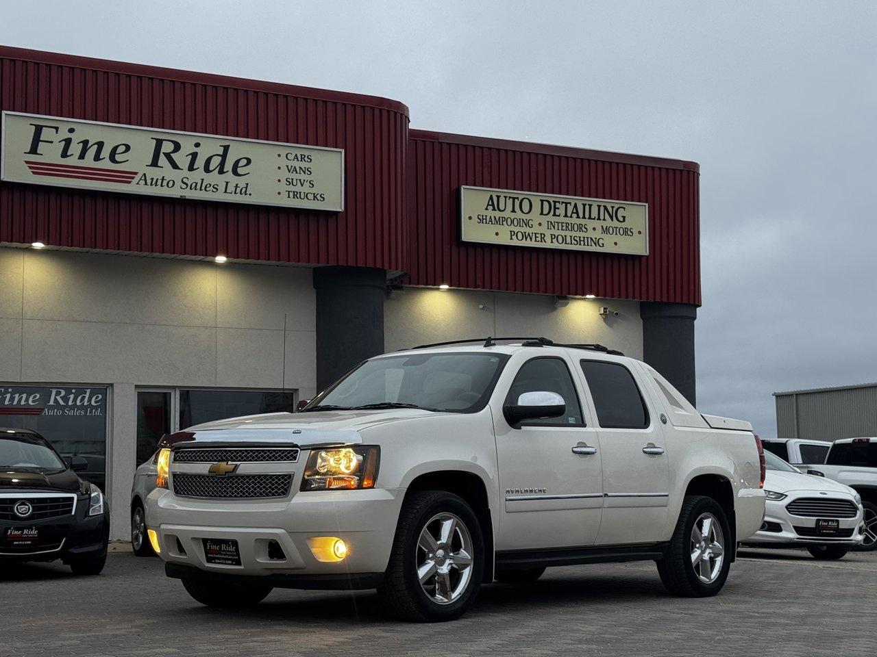 Used 2013 Chevrolet Avalanche LTZ for sale in West Saint Paul, MB