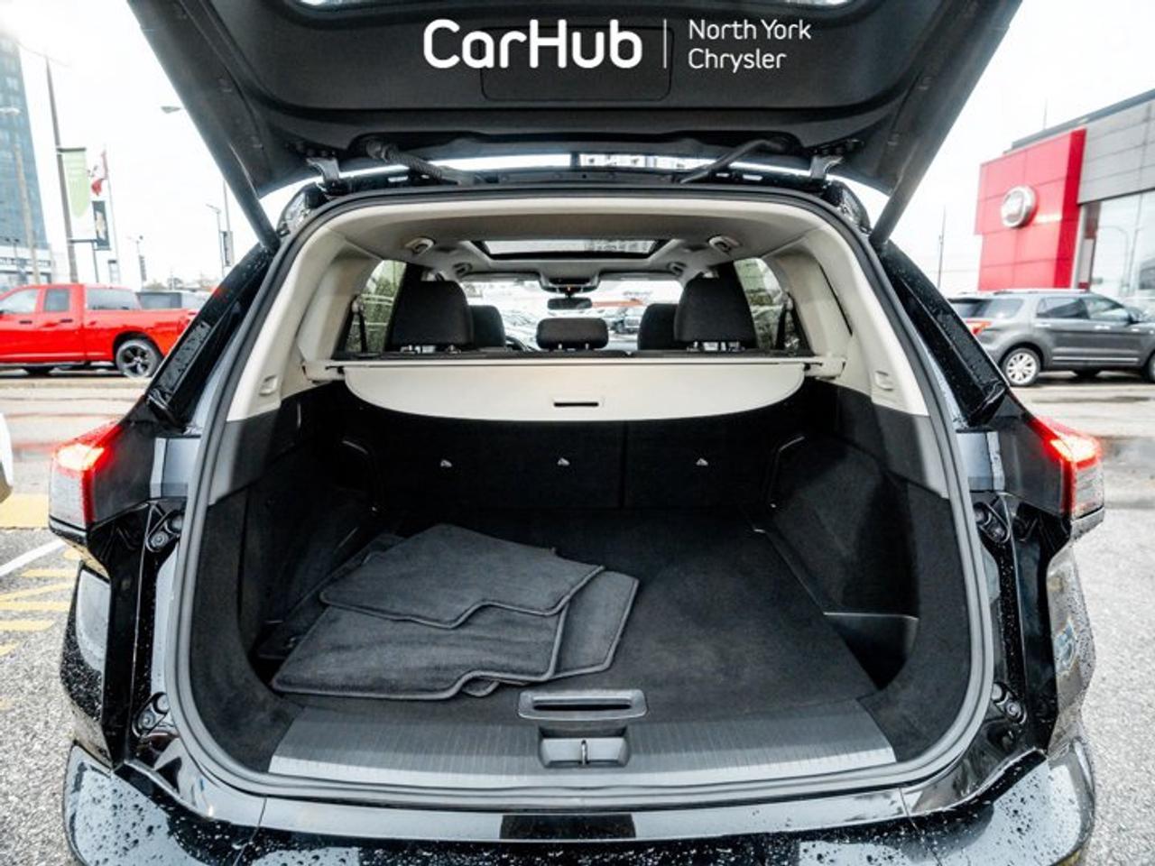 2024 Nissan Rogue SV Moonroof AWD Blind Spot Assist Lane Assist Remote Start Photo