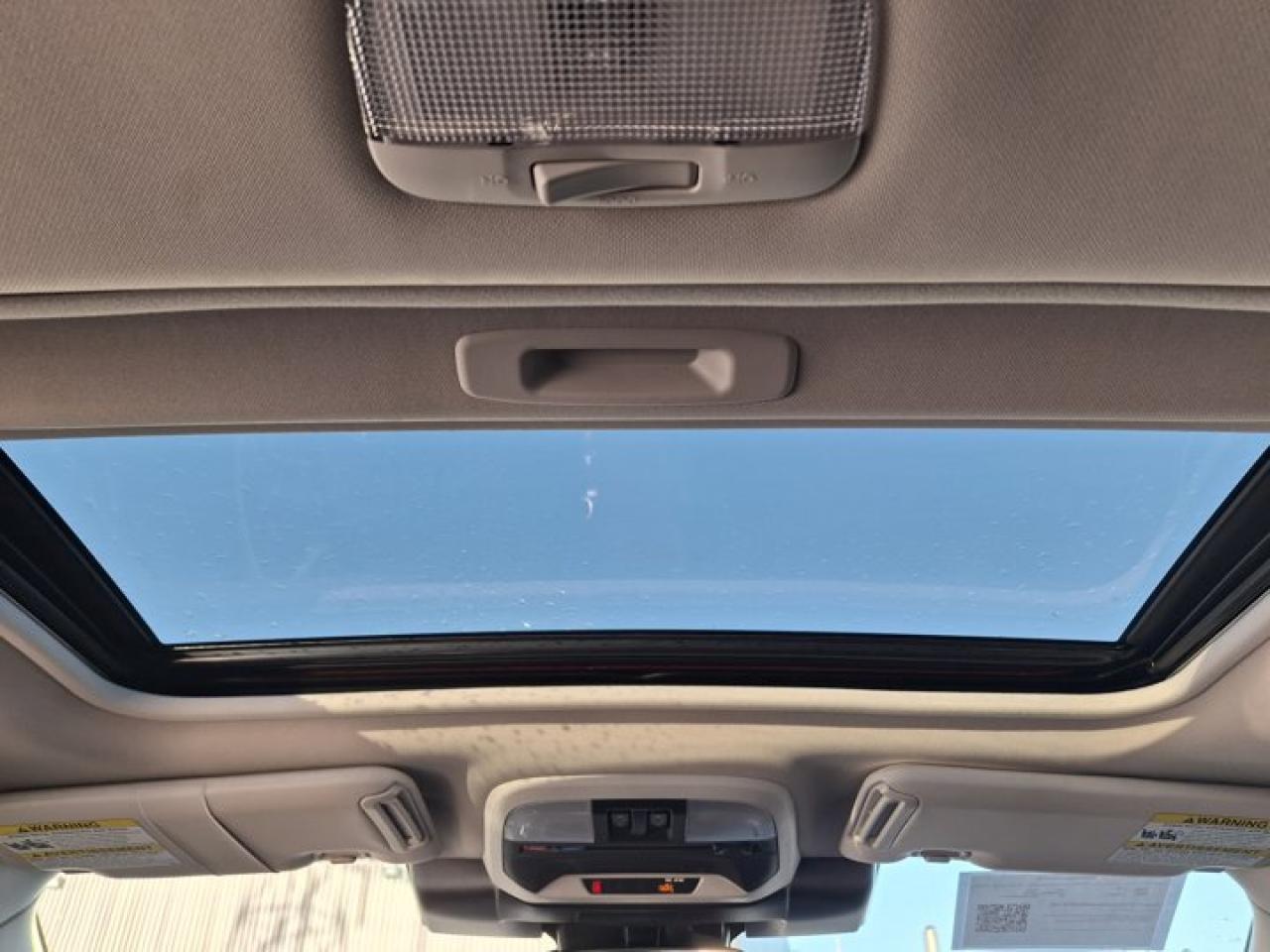 2024 Subaru XV Crosstrek Limited AWD | Leather | Sunroof | Nav | Adaptive Cruise | Heated Wheel + Seats | CarPlay and More ! Photo