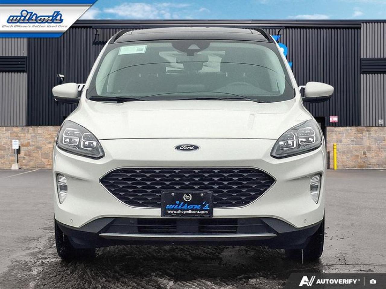 2022 Ford Escape Titanium AWD | Tow Pkg | Leather | Sunroof | Nav | Adaptive Cruise | Heated Wheel + Seats and More ! Photo